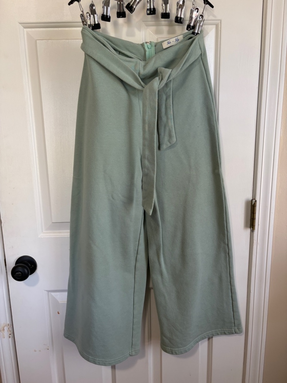 She and Sky Sage Green Matching Set - Picture 3 of 9